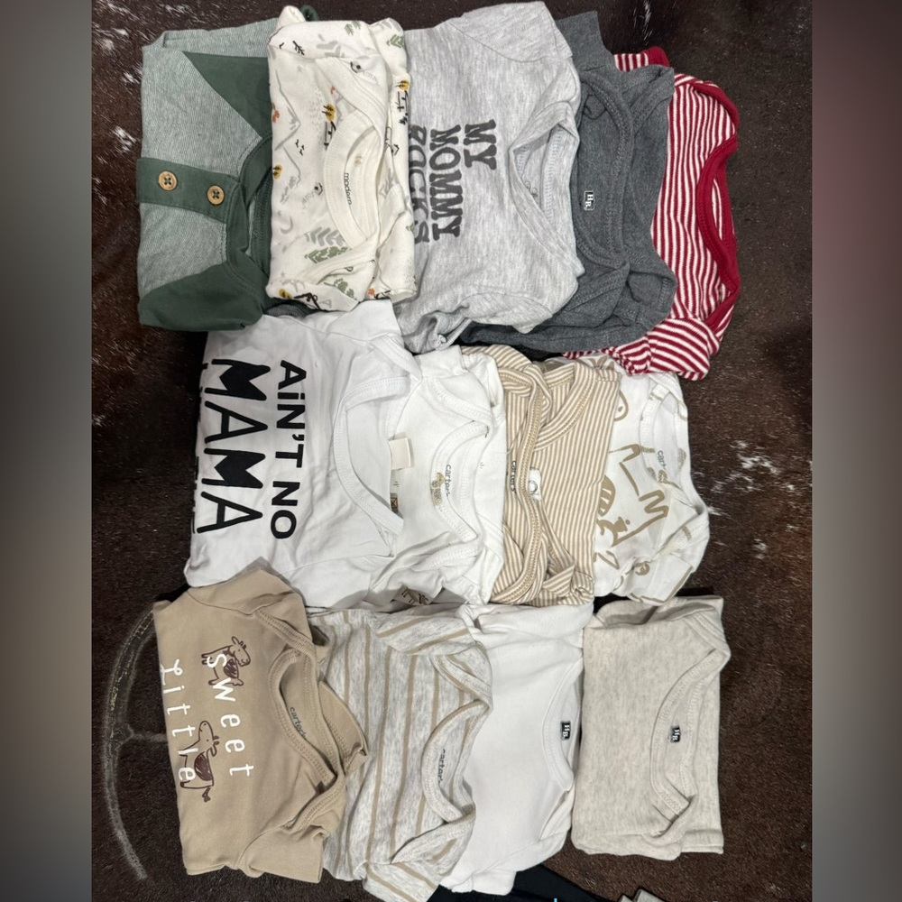 Baby Onesie Lot 0/3 Long Sleeves